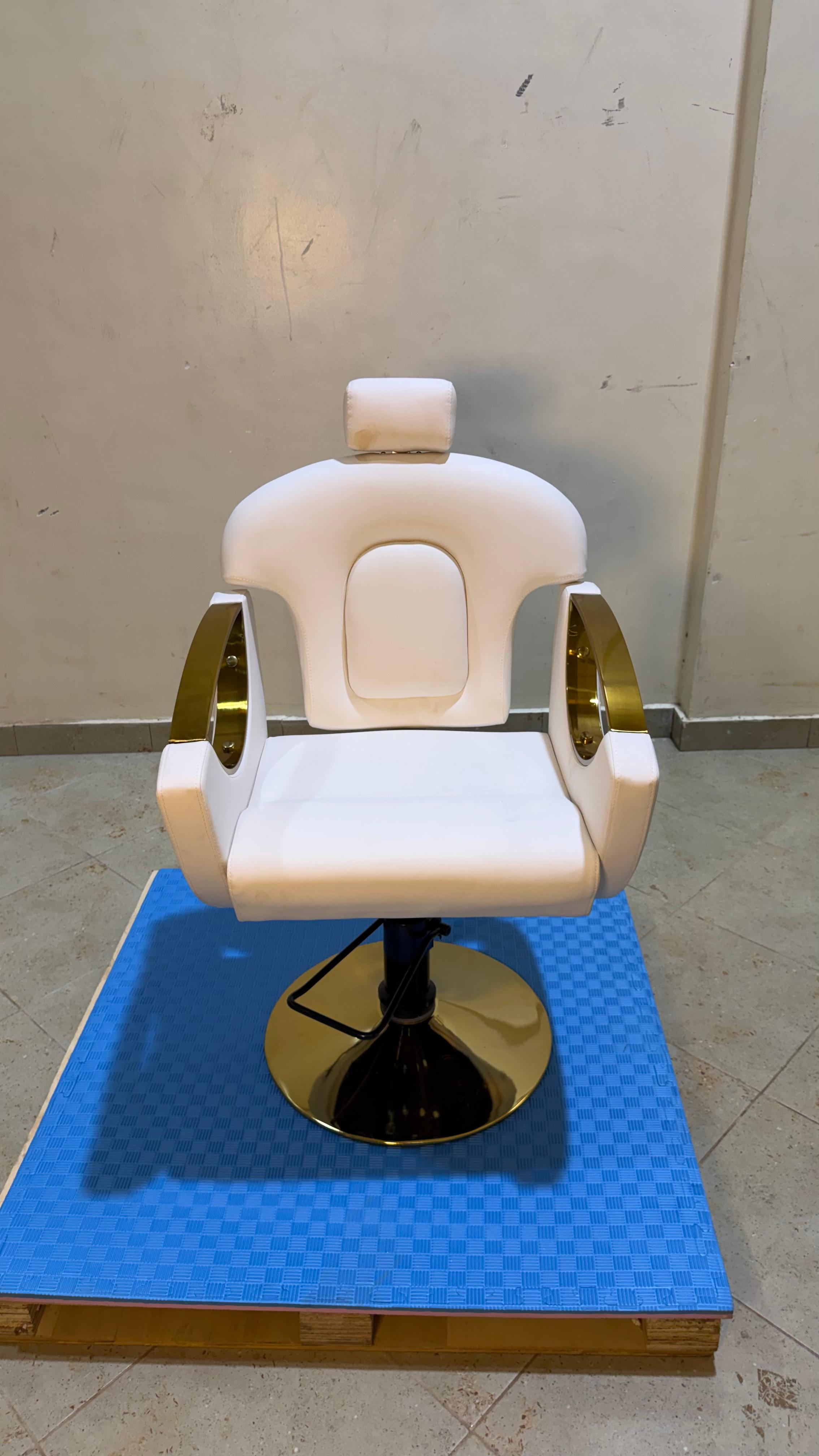 Royal Gold Luxury Barber Chair - Barber Chair in Kenya